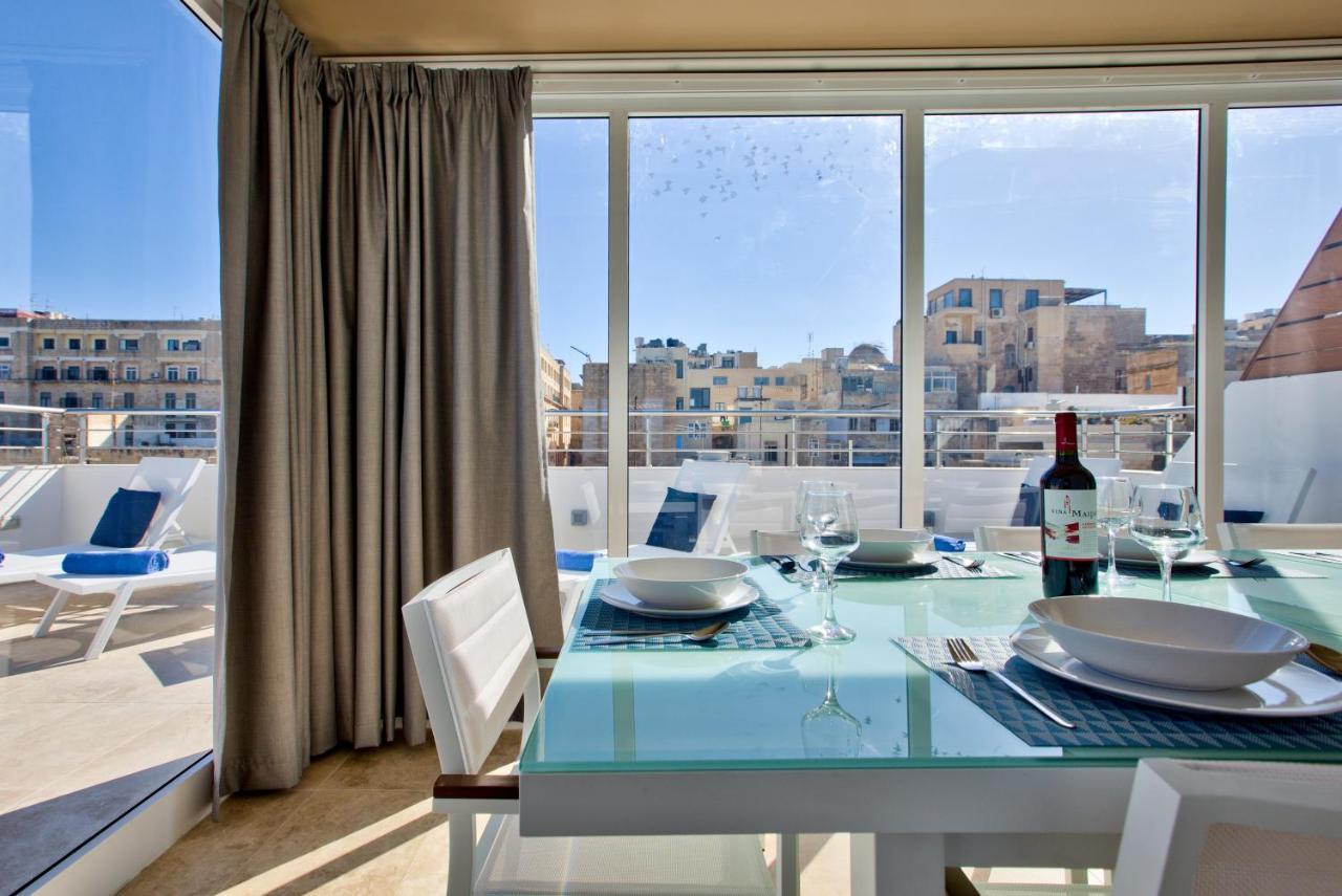 Valletta Luxury 4-Bedroom Duplex With Stunning Sea Views Private Terrace And Jacuzzi Valeta Exterior foto