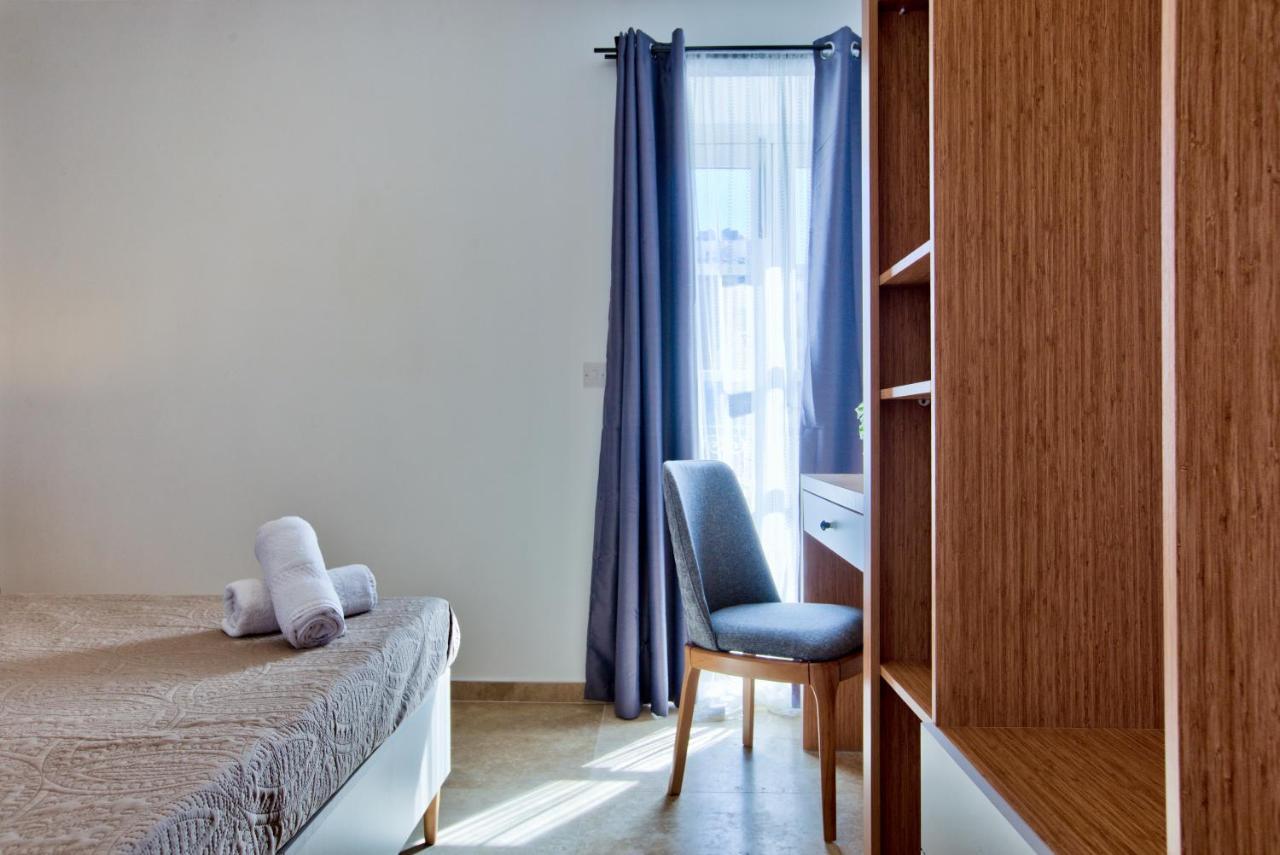 Valletta Luxury 4-Bedroom Duplex With Stunning Sea Views Private Terrace And Jacuzzi Valeta Exterior foto