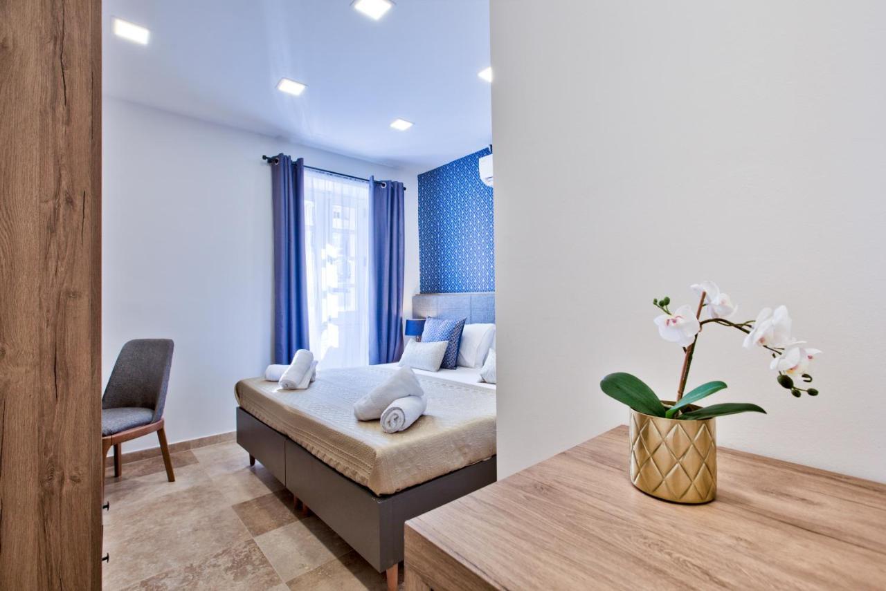Valletta Luxury 4-Bedroom Duplex With Stunning Sea Views Private Terrace And Jacuzzi Valeta Exterior foto