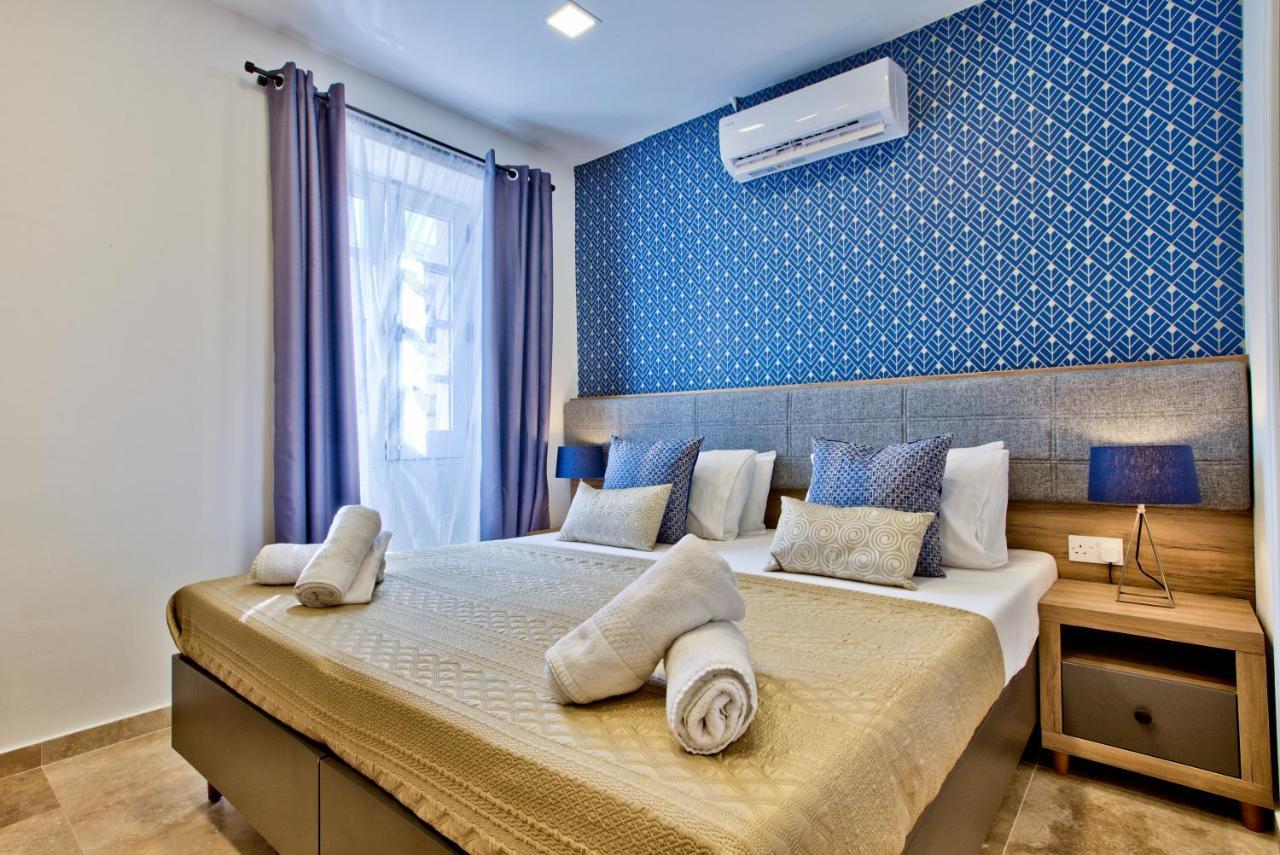 Valletta Luxury 4-Bedroom Duplex With Stunning Sea Views Private Terrace And Jacuzzi Valeta Exterior foto
