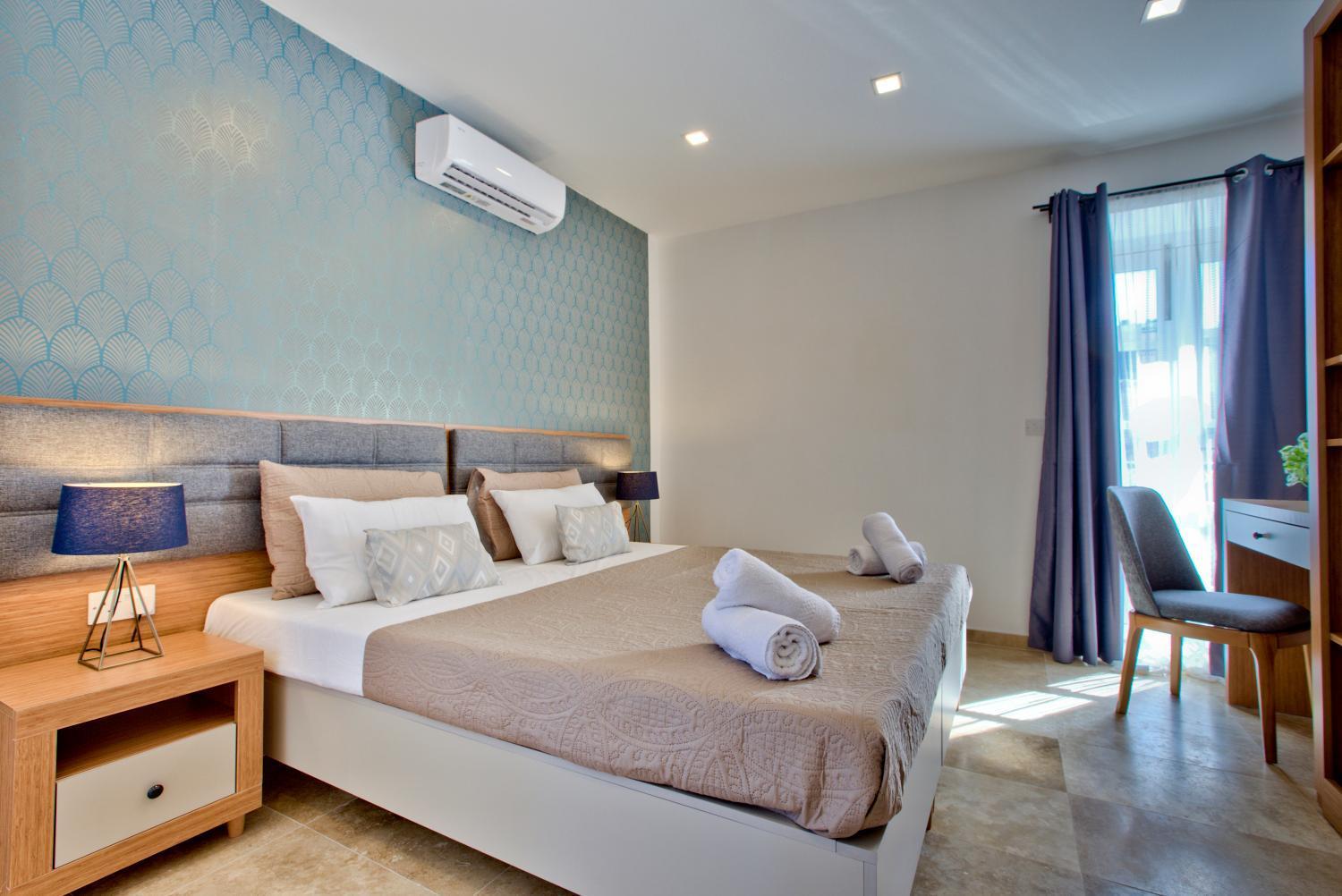 Valletta Luxury 4-Bedroom Duplex With Stunning Sea Views Private Terrace And Jacuzzi Valeta Exterior foto